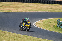 enduro-digital-images;event-digital-images;eventdigitalimages;mallory-park;mallory-park-photographs;mallory-park-trackday;mallory-park-trackday-photographs;no-limits-trackdays;peter-wileman-photography;racing-digital-images;trackday-digital-images;trackday-photos